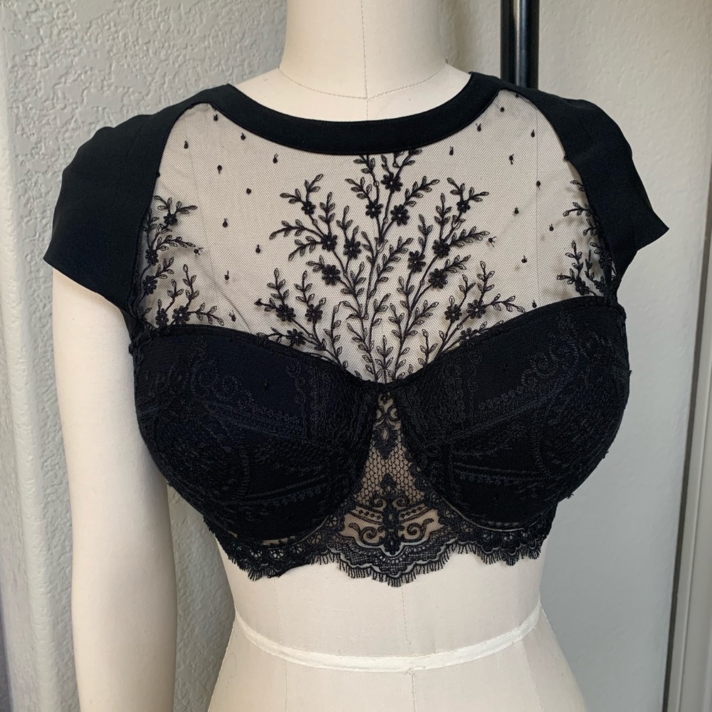 La Perla Black Lace Bra. 38C